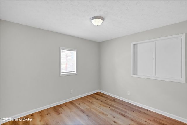 305 Kilmory Ave, Louisville, KY 40214