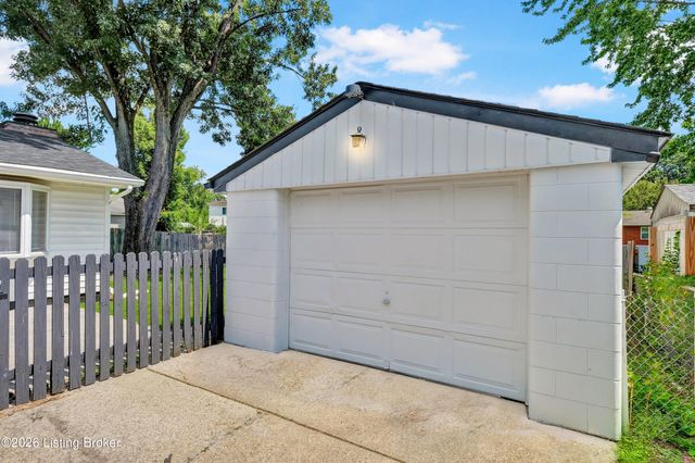 305 Kilmory Ave, Louisville, KY 40214