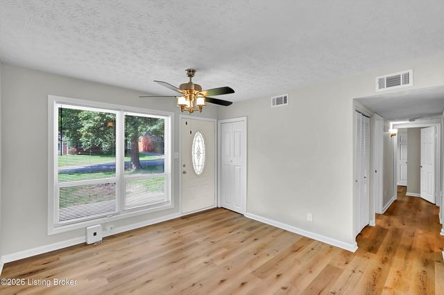 305 Kilmory Ave, Louisville, KY 40214