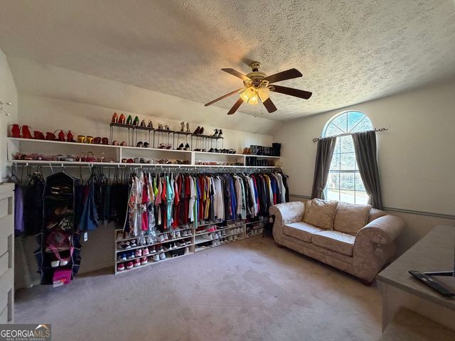 9491 Lakeview Court, Douglasville, GA 30135