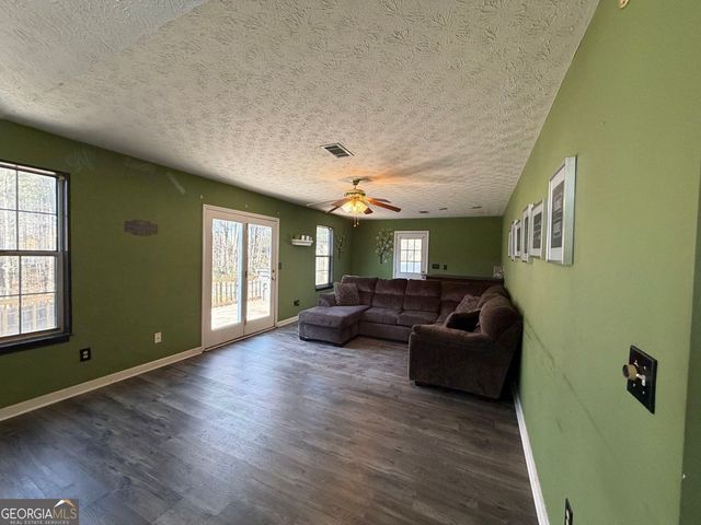 9491 Lakeview Court, Douglasville, GA 30135