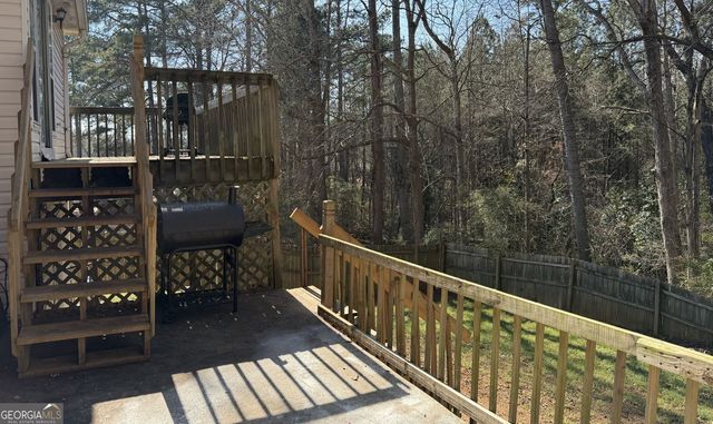 9491 Lakeview Court, Douglasville, GA 30135