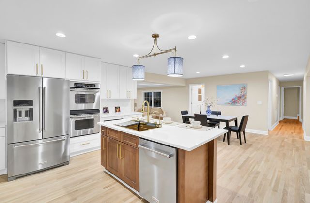 6008 Rembert Drive, Hanahan, SC 29410