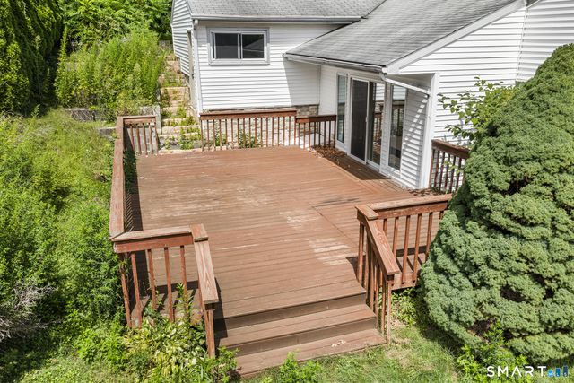 299 South Road, Farmington, CT 06032
