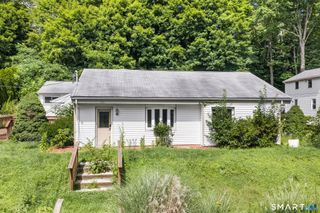 299 South Road, Farmington, CT 06032