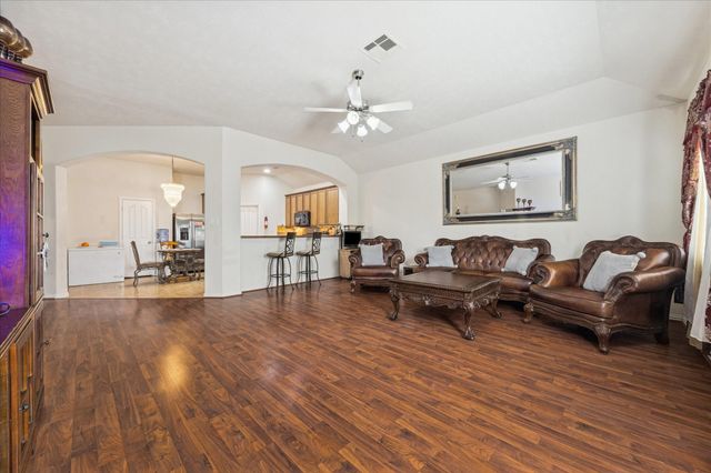 206 Volute Drive, Rosharon, TX 77583