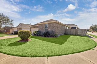 206 Volute Drive, Rosharon, TX 77583