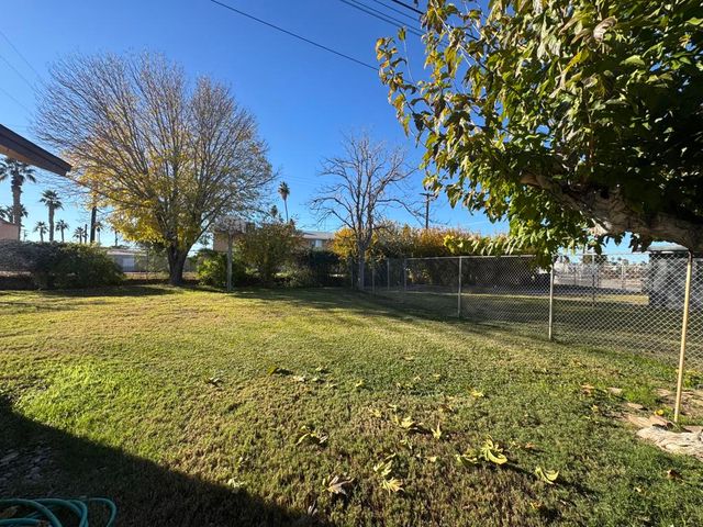 285 N Acacia Avenue, Blythe, CA 92225