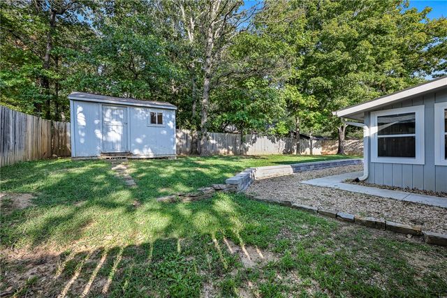 7 Bradford Drive, Bella Vista, AR 72715