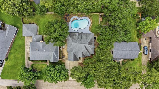 8103 Hurst Forest Drive, Humble, TX 77346