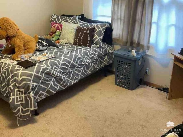 128 W Pine, Junction City, KS 66441