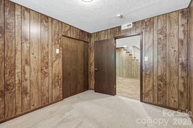 182 Saw Branch Road, Candler, NC 28715