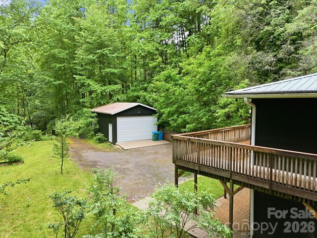 182 Saw Branch Road, Candler, NC 28715