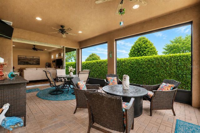 556 ZAMORA WAY, Davenport, FL 33837