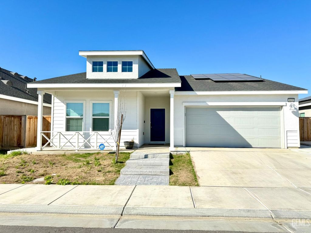 9618 Maple Terrace Lane, Shafter, CA 93263