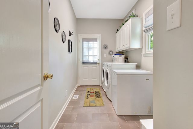 40 Bent Pine Point, Newnan, GA 30265