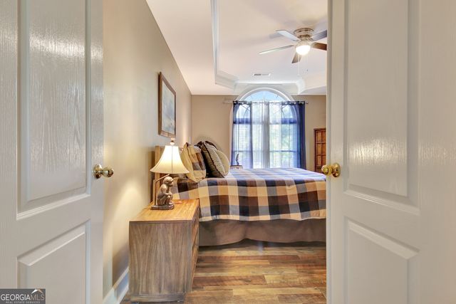 40 Bent Pine Point, Newnan, GA 30265