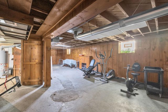16147 Snowden Street, Detroit, MI 48235