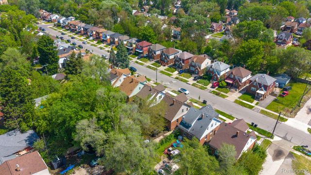 16147 Snowden Street, Detroit, MI 48235