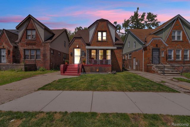 16147 Snowden Street, Detroit, MI 48235