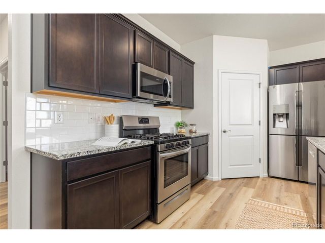 26873 E Archer Ave, Aurora, CO 80018