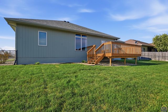 3310 SW 44th Ter, Topeka, KS 66610