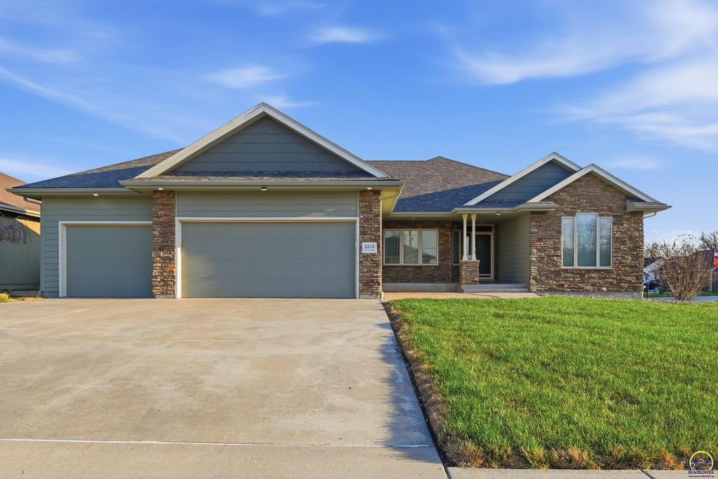 3310 SW 44th Ter, Topeka, KS 66610