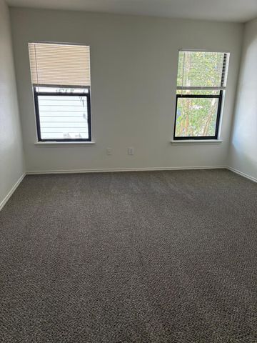 5316 Bahan DR, Del Valle, TX 78617