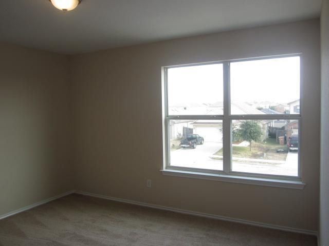 5316 Bahan DR, Del Valle, TX 78617