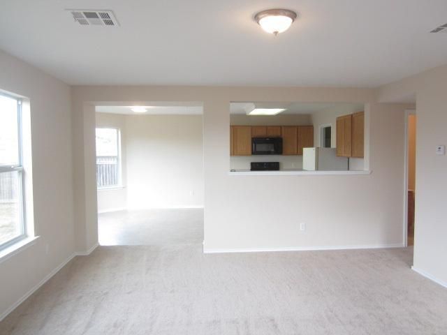 5316 Bahan DR, Del Valle, TX 78617