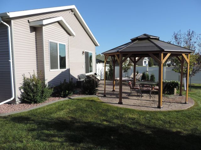 4797 Clock Tower Lane S, Fargo, ND 58104