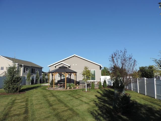 4797 Clock Tower Lane S, Fargo, ND 58104