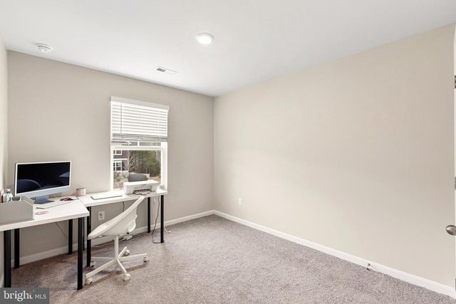 18049 JACKSON DR, Bowling Green, VA 22427