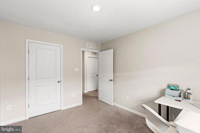 18049 JACKSON DR, Bowling Green, VA 22427