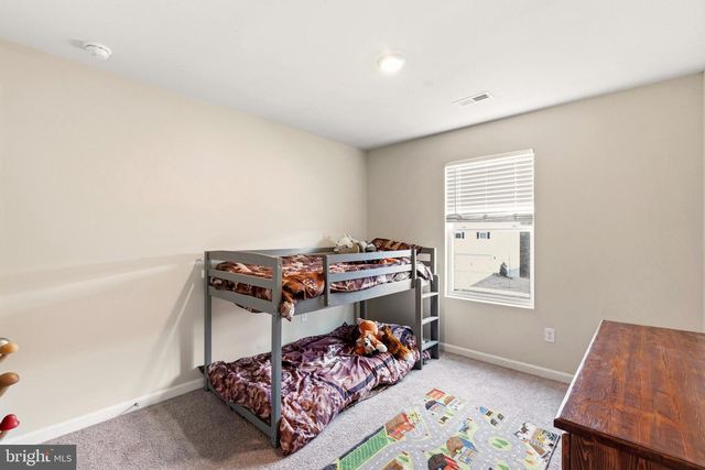 18049 JACKSON DR, Bowling Green, VA 22427