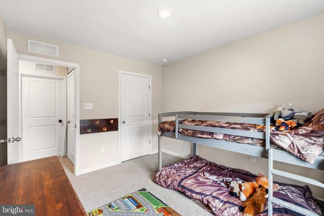 18049 JACKSON DR, Bowling Green, VA 22427