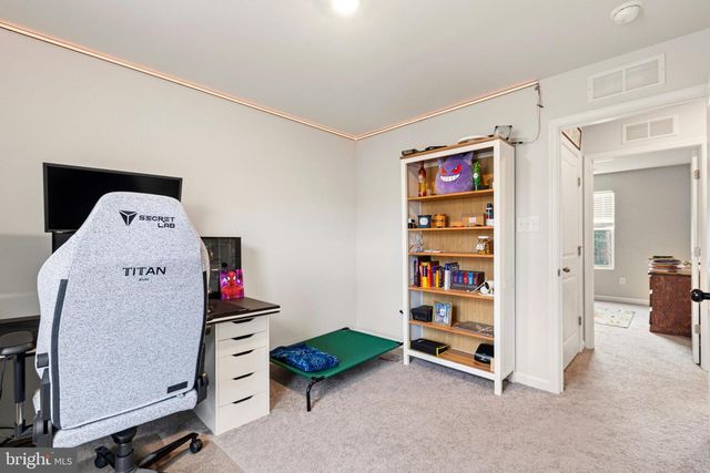 18049 JACKSON DR, Bowling Green, VA 22427