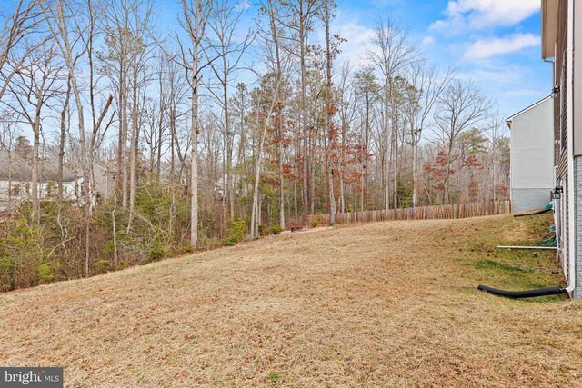 18049 JACKSON DR, Bowling Green, VA 22427