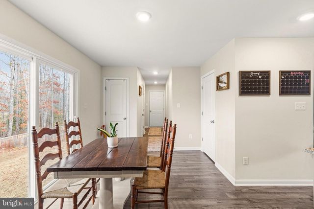 18049 JACKSON DR, Bowling Green, VA 22427