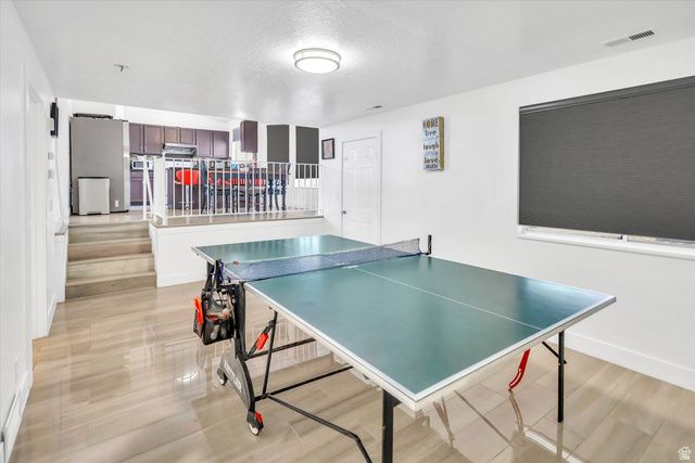 6084 S LONGMORE DR, Salt Lake City, UT 84118