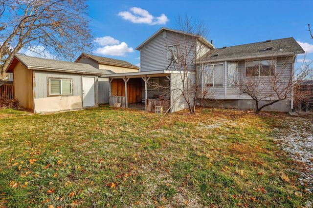 6084 S LONGMORE DR, Salt Lake City, UT 84118