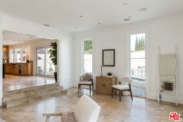802 Lees Avenue, Long Beach, CA 90815
