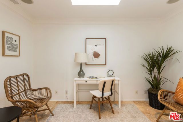 802 Lees Avenue, Long Beach, CA 90815