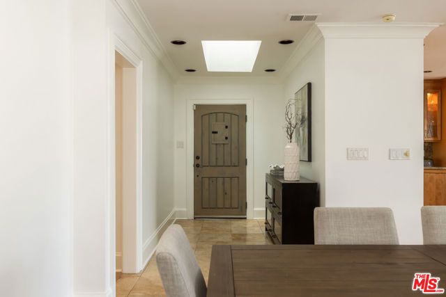 802 Lees Avenue, Long Beach, CA 90815