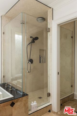 802 Lees Avenue, Long Beach, CA 90815