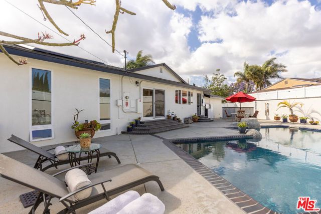 802 Lees Avenue, Long Beach, CA 90815