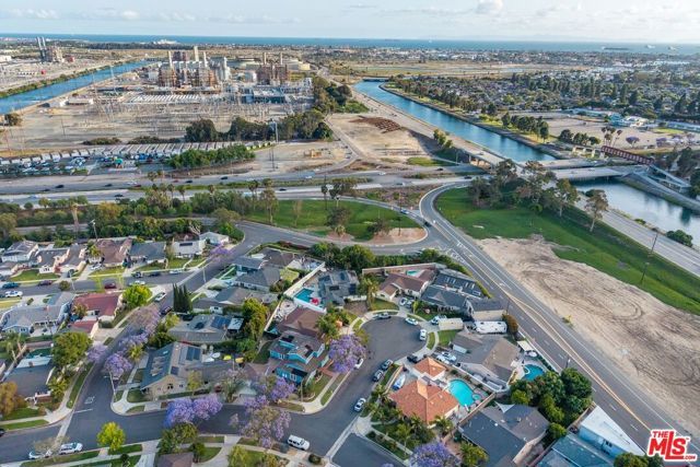 802 Lees Avenue, Long Beach, CA 90815