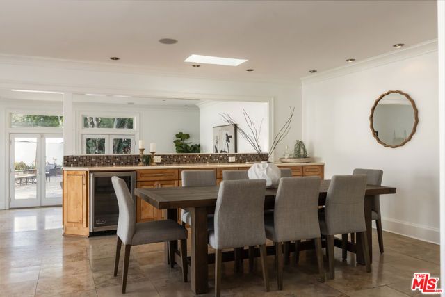 802 Lees Avenue, Long Beach, CA 90815