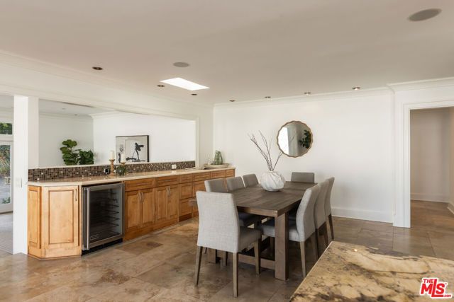 802 Lees Avenue, Long Beach, CA 90815
