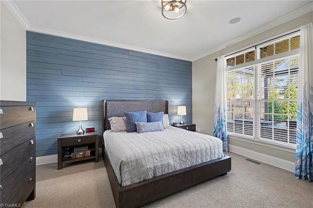 2001 Anchoridge Avenue, High Point, NC 27265